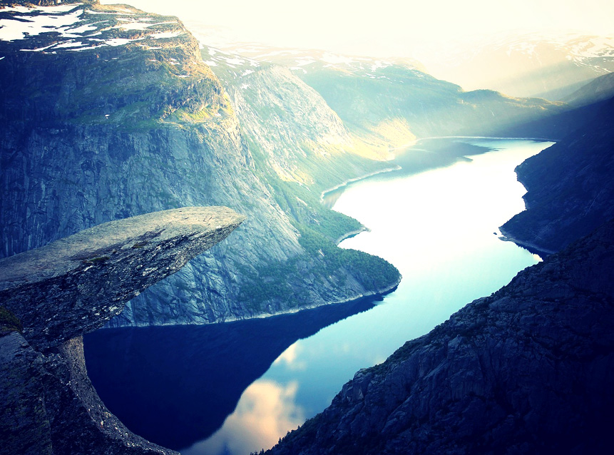 2025新澳门免费原料宝典