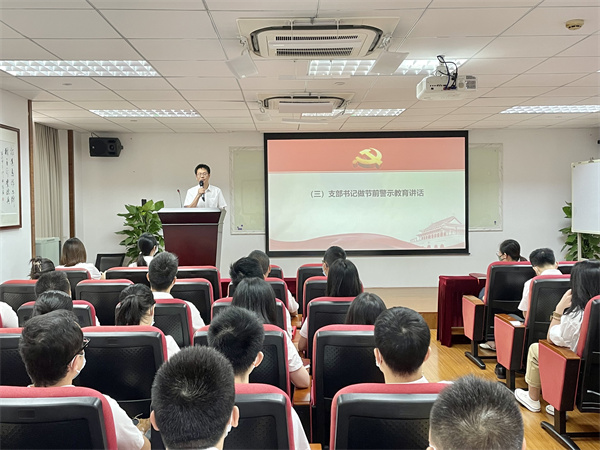 2025新澳门免费原料宝典