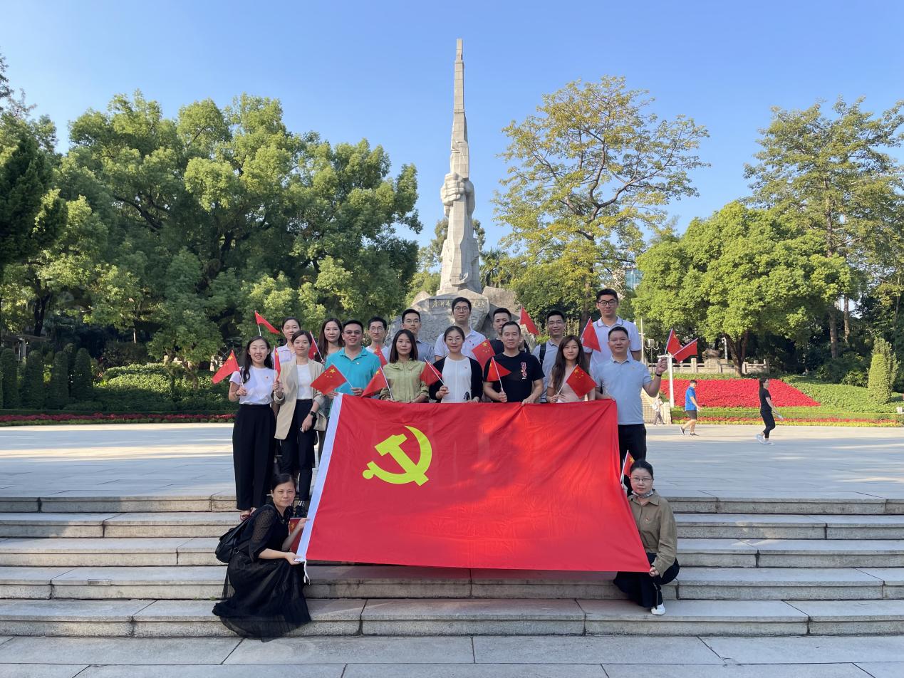 2025新澳门免费原料宝典