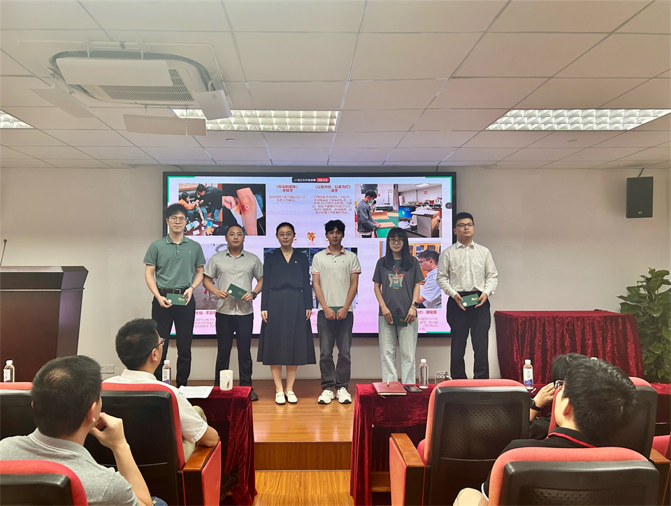 2025新澳门免费原料宝典